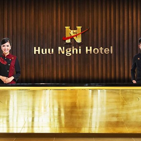 ホテルKhach San Huu Nghi Thái Nguyên エクステリア 写真